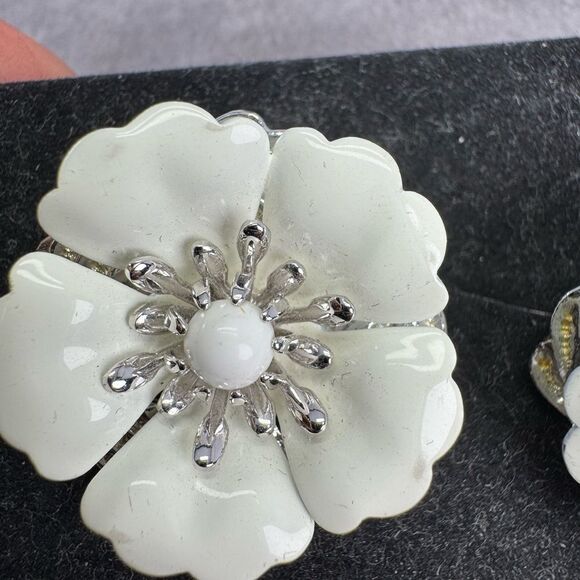 Sarah Coventry Vintage Brooch & Clip Earrings Flower Enamel - Picture 5 of 8
